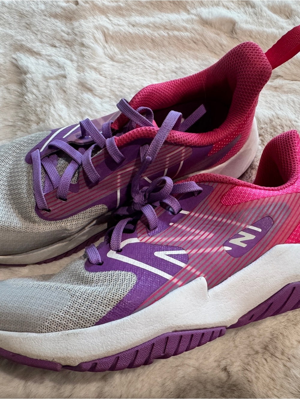 New Balance Girl’s Size 3 Purple & Pink Athletic Running Sneakers